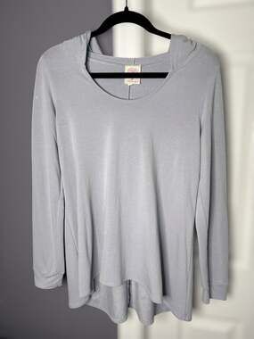 Freeloader Gray Hooded Sweatshirt Long Sleeve Round Neck Large